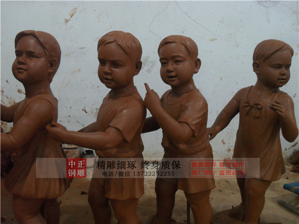 小孩玩耍銅雕.jpg 小孩玩耍銅雕.jpg