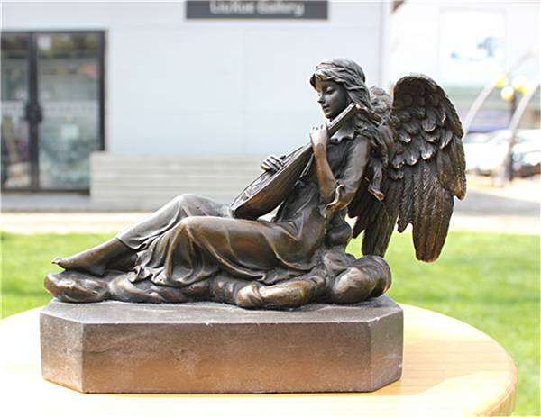 西方美女雕像.jpg 西方美女雕像.jpg