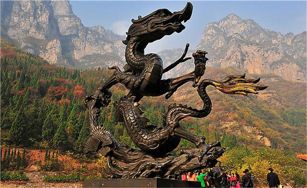 景區(qū)龍雕塑圖片.jpg 景區(qū)龍雕塑圖片.jpg