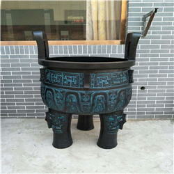 大型青銅鼎 大型青銅鼎