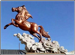 腳踏祥云銅馬 腳踏祥云銅馬