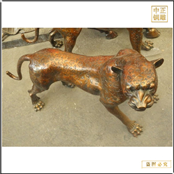 純銅仿古小型金錢豹 純銅仿古小型金錢豹