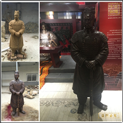 鑄銅關(guān)公 拄著劍人物雕塑