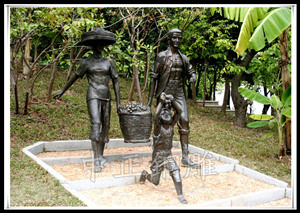 一家三口雕塑 一家三口雕塑